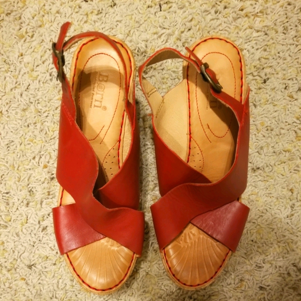 Born red wedges
